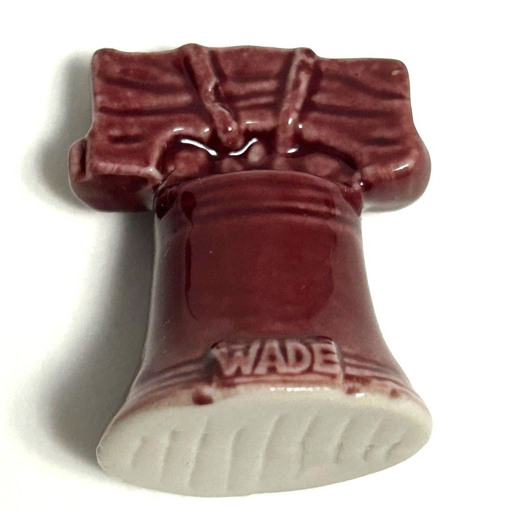 Wade‎ Whimsies American Heritage Series Liberty Bell  Burgandy Red Rose Tea 2016